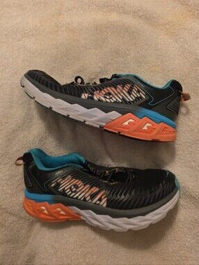 Hoka ONE One Arahi Women's Size 7